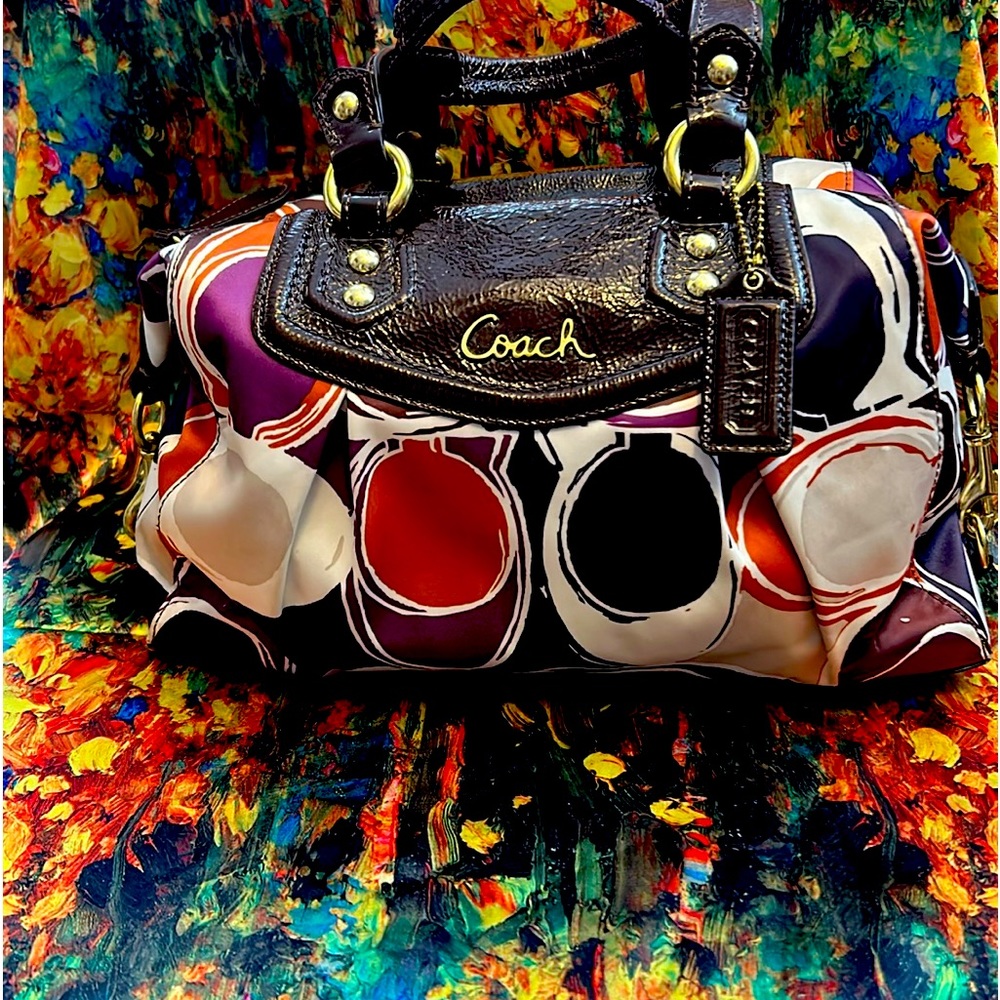 Coach - Ashley Scarf Print Convertible
Handbag Wristlet and Crossbody strap